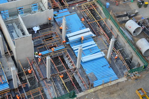 https://archive.abp.unimelb.edu.au/objects/images/Construction/Images/Concrete suspended slabs and beams/Composite slabs/DSC_1314.JPG