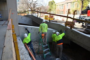 https://archive.abp.unimelb.edu.au/objects/images/Construction/Images/Concrete suspended slabs and beams/Wishbone beams library/DSC_2489.JPG