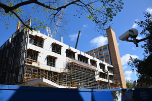 https://archive.abp.unimelb.edu.au/objects/images/Construction/Images/Facades/Precast concrete/Levels 1-5/DSC_2908.JPG