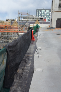 https://archive.abp.unimelb.edu.au/objects/images/Construction/Images/Concrete suspended slabs and beams/Post-tensioned beams & slabs/DSC_2413.JPG