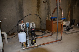 https://archive.abp.unimelb.edu.au/objects/images/Construction/Images/Services/Mechanical/Large plant room basement/DSC_3778.JPG