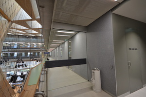 https://archive.abp.unimelb.edu.au/objects/images/Construction/Images/Doors and door frames/Atrium to restrict student access/DSD_0182.JPG