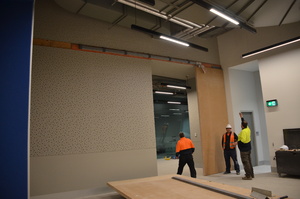 https://archive.abp.unimelb.edu.au/objects/images/Construction/Images/Doors and door frames/Large lecture theatre foyer/DSC_9504.JPG