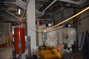 https://archive.abp.unimelb.edu.au/objects/images/Construction/Images/Services/Mechanical/Large plant room basement/DSC_5510.JPG