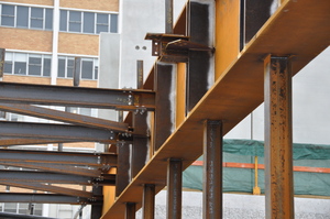 https://archive.abp.unimelb.edu.au/objects/images/Construction/Images/Stairs, walkways and balustrades/Structural steel walkways & support structure/DSC_3989.JPG