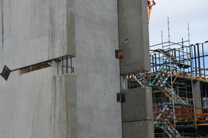 https://archive.abp.unimelb.edu.au/objects/images/Construction/Images/Precast structural concrete walls and columns/Levesl 2-5/DSC_2381.JPG