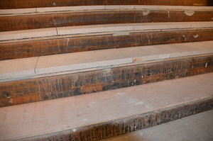 https://archive.abp.unimelb.edu.au/objects/images/Construction/Images/Stair finishes & linings/Other stairs/DSC_9432.JPG