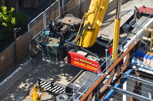 https://archive.abp.unimelb.edu.au/objects/images/Construction/Images/LVL roof beams & coffers/Installation/DSC_5854.JPG