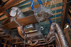 https://archive.abp.unimelb.edu.au/objects/images/Construction/Images/Hanging studio/Mechanical/DSC_8359.JPG