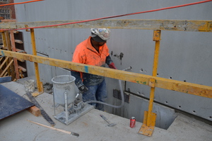 https://archive.abp.unimelb.edu.au/objects/images/Construction/Images/Precast structural concrete walls and columns/Level 1/DSC_1407.JPG