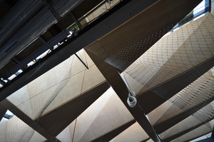 https://archive.abp.unimelb.edu.au/objects/images/Construction/Images/Atrium stainless steel wire mesh & frames/DSC_7795.JPG