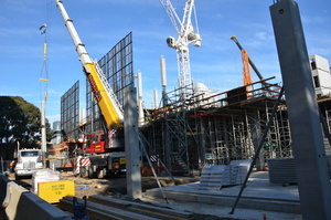 https://archive.abp.unimelb.edu.au/objects/images/Construction/Images/Precast structural concrete walls and columns/Levesl 2-5/DSC_2151.JPG