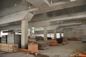 https://archive.abp.unimelb.edu.au/objects/images/Construction/Images/Concrete suspended slabs and beams/Formwork stripping/DSC_2399.JPG