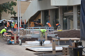https://archive.abp.unimelb.edu.au/objects/images/Construction/Images/External Works/Brick paving & brick walls/DSC_9552.JPG