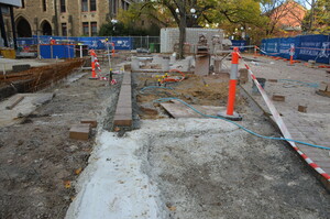 https://archive.abp.unimelb.edu.au/objects/images/Construction/Images/External Works/Brick paving & brick walls/DSC_8630.JPG