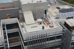 https://archive.abp.unimelb.edu.au/objects/images/Construction/Images/Roof/Fall arrest mechanisms/DSC_7085.JPG
