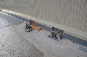 https://archive.abp.unimelb.edu.au/objects/images/Construction/Images/Roof/Drainage and tanking/DSC_8087.JPG