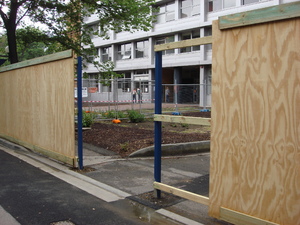 https://archive.abp.unimelb.edu.au/objects/images/Pre-construction/Hoardings and sheds/DSC07786.JPG