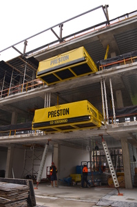 https://archive.abp.unimelb.edu.au/objects/images/Construction/Images/Plant and Equipment/Cantilever loading bays/DSC_3468.JPG