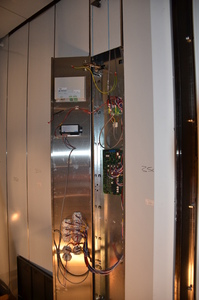 https://archive.abp.unimelb.edu.au/objects/images/Construction/Images/Services/Lift installation/Main lift bank/DSC_7111.JPG