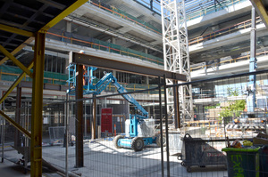 https://archive.abp.unimelb.edu.au/objects/images/Construction/Images/Hanging studio/Steel framing/DSC_4598.JPG