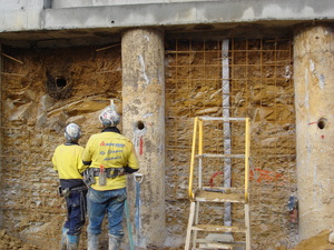 https://archive.abp.unimelb.edu.au/objects/images/Construction/Images/Basement/Shotcrete walls & drainage/DSC_0179K.JPG