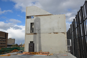 https://archive.abp.unimelb.edu.au/objects/images/Construction/Images/Precast structural concrete walls and columns/Levesl 2-5/DSC_2417.JPG