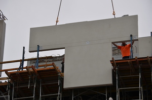https://archive.abp.unimelb.edu.au/objects/images/Construction/Images/Facades/Precast concrete/Levels 1-5/DSC_2599.JPG