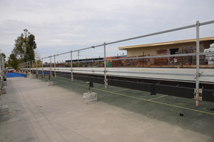 https://archive.abp.unimelb.edu.au/objects/images/Construction/Images/Roof/Glazed atrium roof/Factory glazing/DSC_5286.JPG