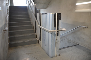 https://archive.abp.unimelb.edu.au/objects/images/Construction/Images/Floors and finishes/Fire stairs vinyl/DSC_9662.JPG