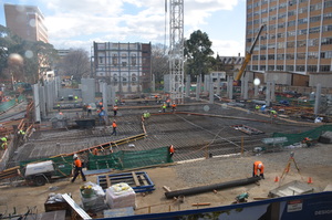 https://archive.abp.unimelb.edu.au/objects/images/Construction/Images/Concrete suspended slabs and beams/Ground level & formwork/DSC_1265.JPG