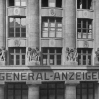 <em>Puttengruppe am Geschäftshause des General-Anzeiger zu Frankfurt am Main</em> (Groups of putti at the General-Anzeiger office in Frankfurt am Main), 1912, by Ernst Ohly and William F. C. Ohly