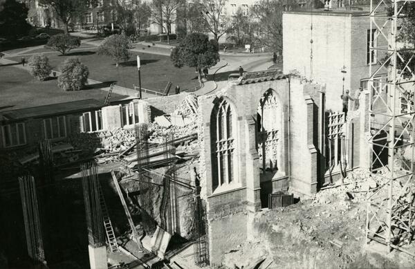 Rebuilding of Union House, University of Melbourne, circa 1967-1968.
