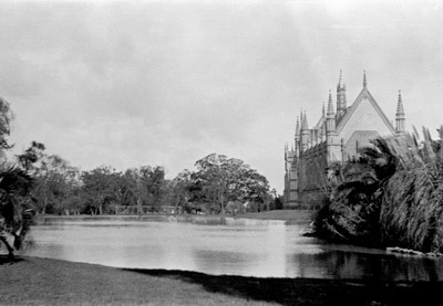View of Old Wilson Hall across lake, University of Melbourne, circa 1915-1918.