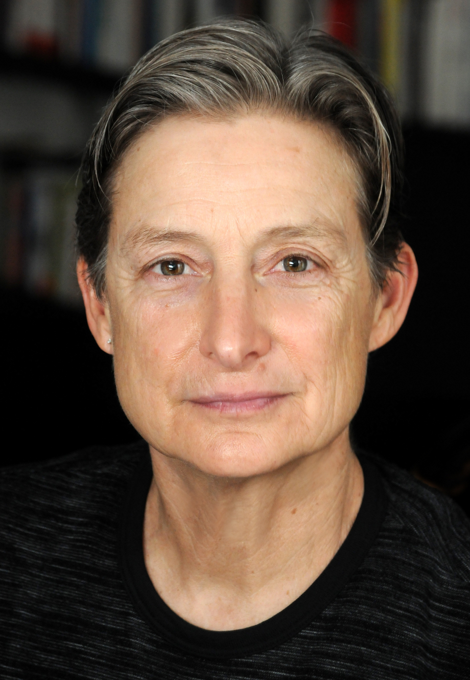 https://upload.wikimedia.org/wikipedia/commons/b/bf/JudithButler2013.jpg