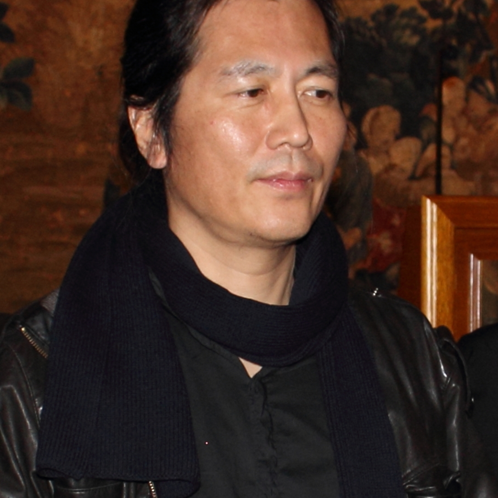 2015_Byung-Chul_Han_(cropped)2.jpg