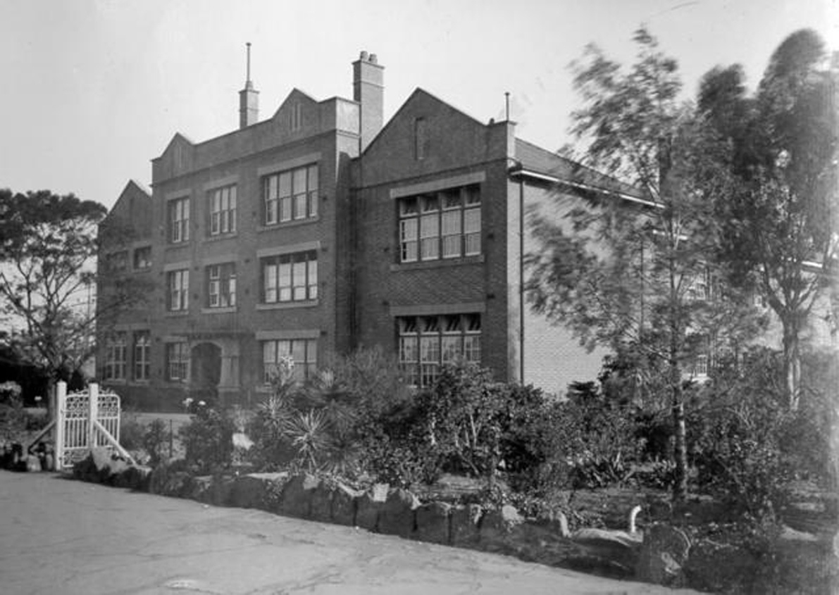 Coburg High School, 1928. Photographer unknown. Coburg Historical Society, R3.12.png